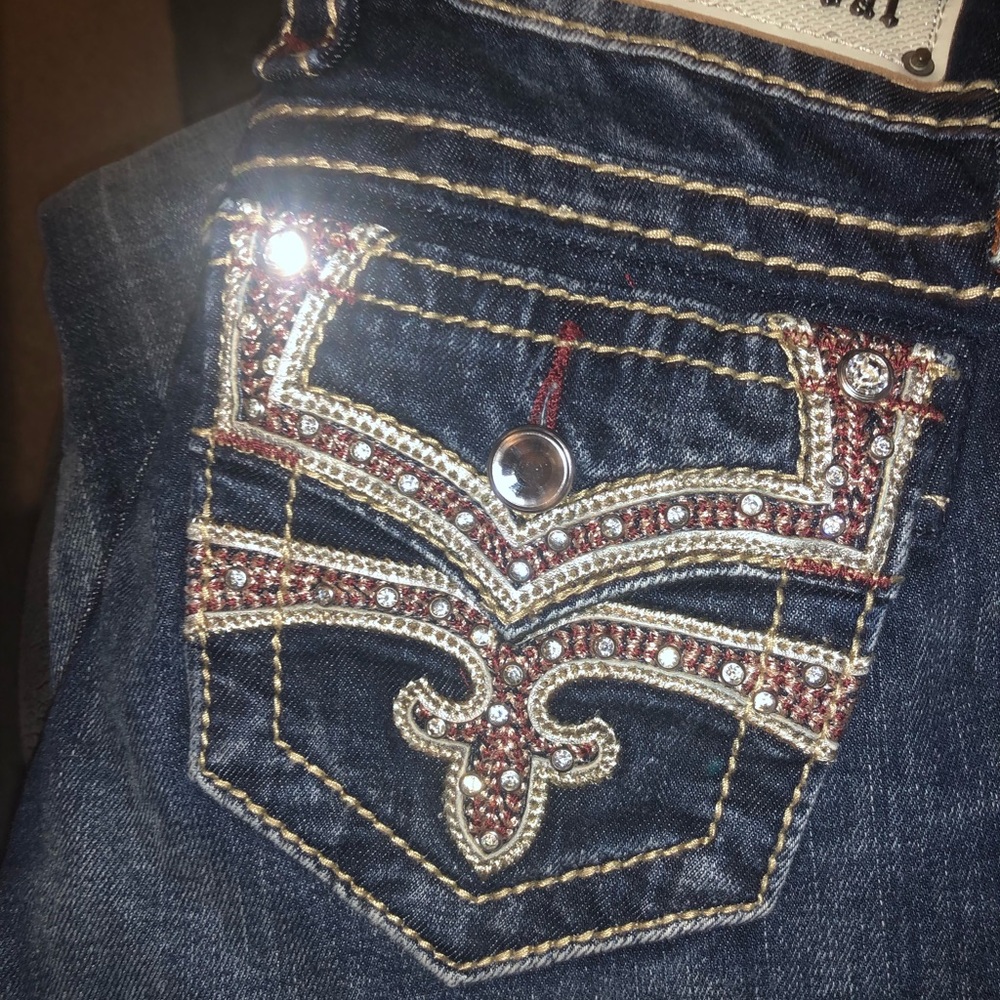 NWOT Rock Revival Celinda size 25 Strait leg jeans. Gorgeous, dark blue! - Picture 2 of 4